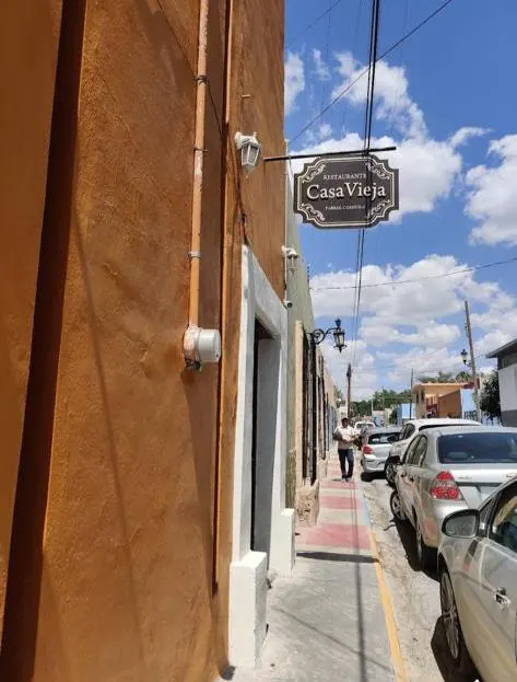 Casa Vieja